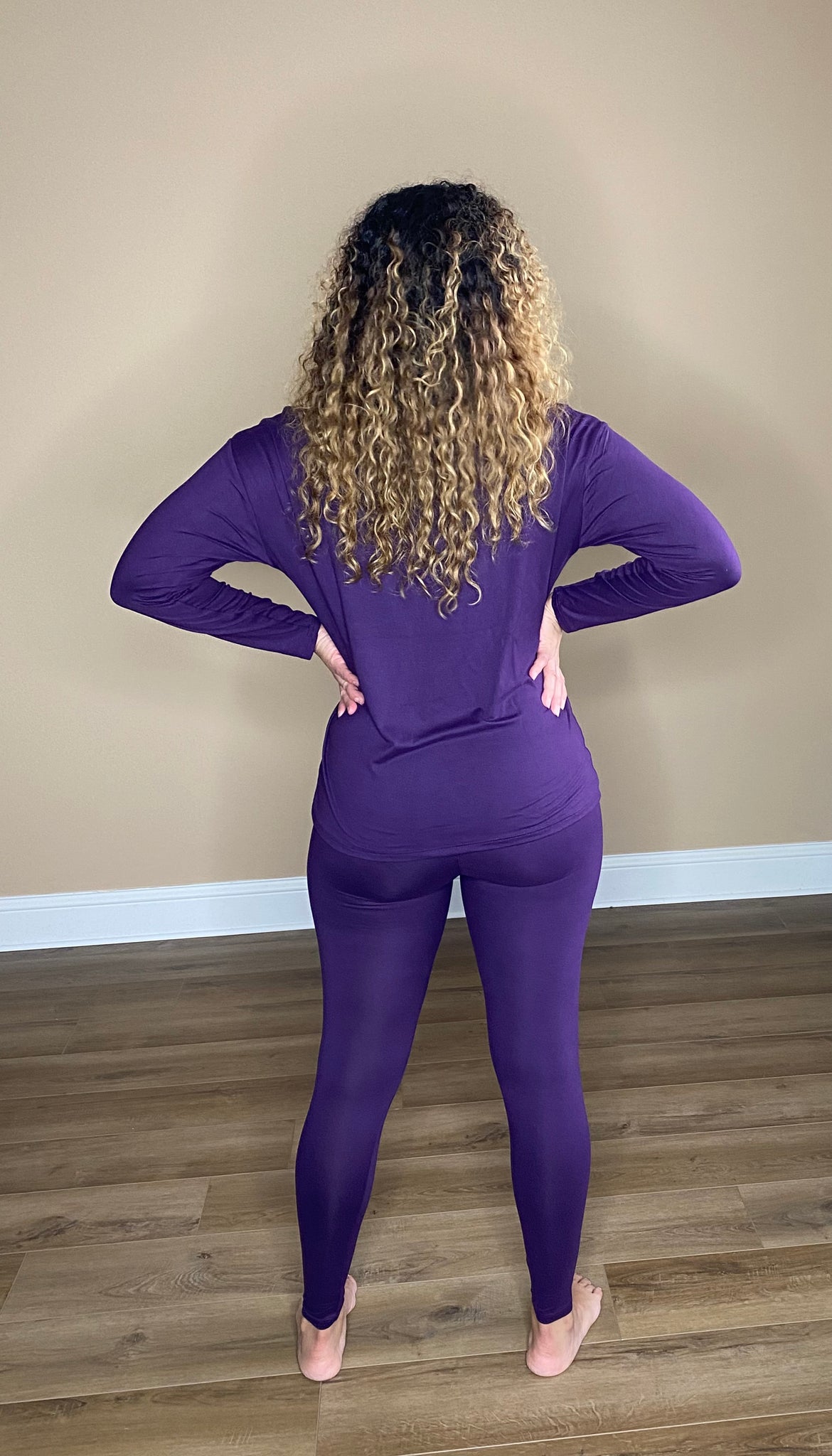 Round neck top leggings set (Eggplant)